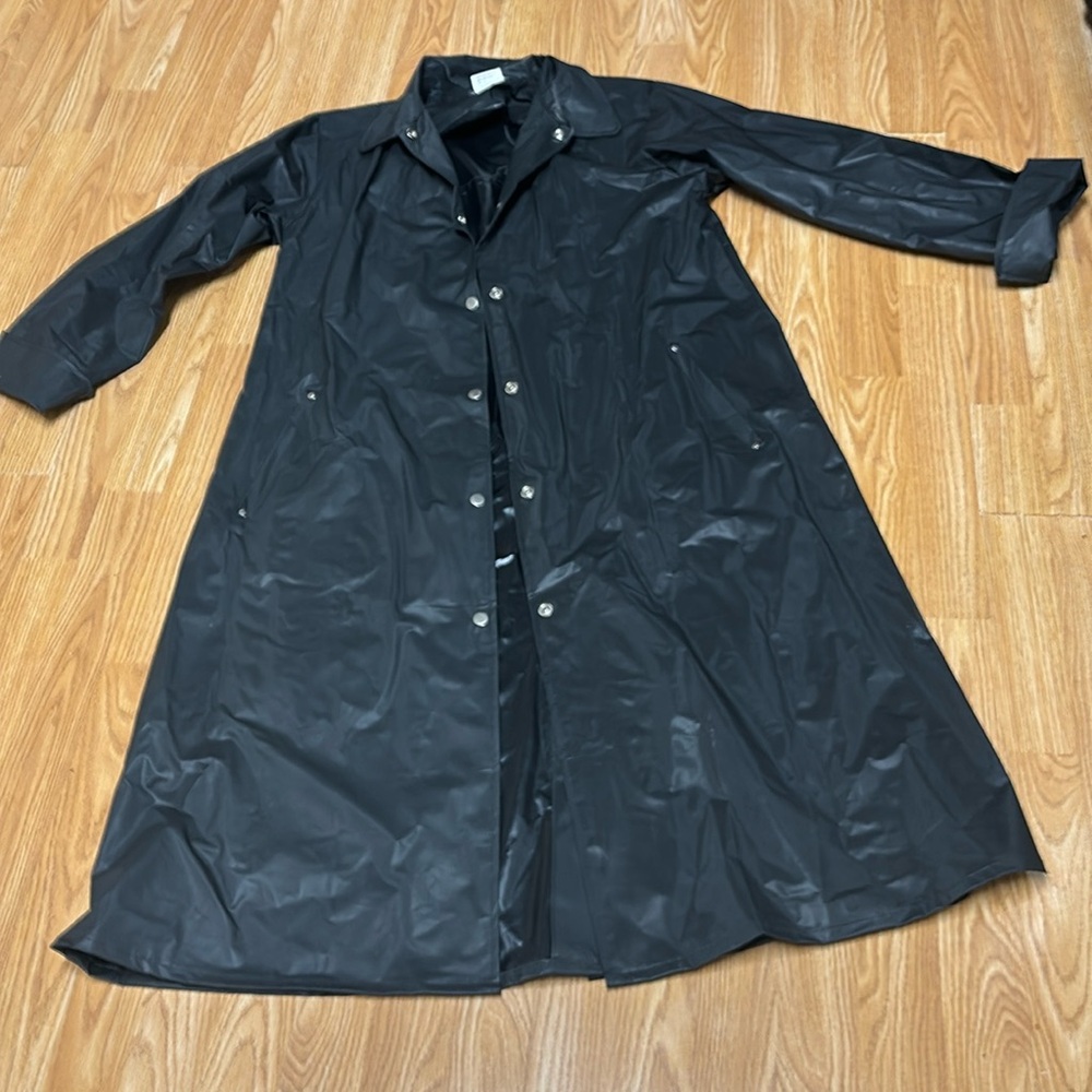 Shedrain Black Rain Coat Size S/M 100% Black PVC Vinyl Coat.